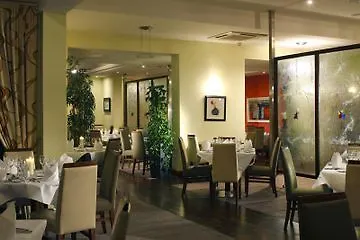 Talbot Hotel 4*